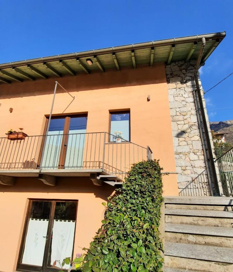 Ferienwohnung Il Sole Di Simona - Il Prato Omegna Exterior foto
